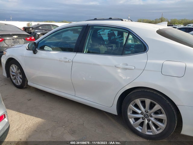 Toyota CAMRY LE 2020 4T1C11AK4LU348800 Image 14