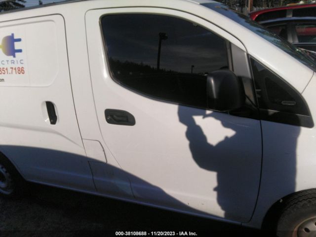 3N6CM0KN9FK699590 Nissan Nv200 2.5s/2.5sv