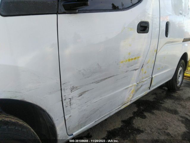 3N6CM0KN9FK699590 Nissan Nv200 2.5s/2.5sv