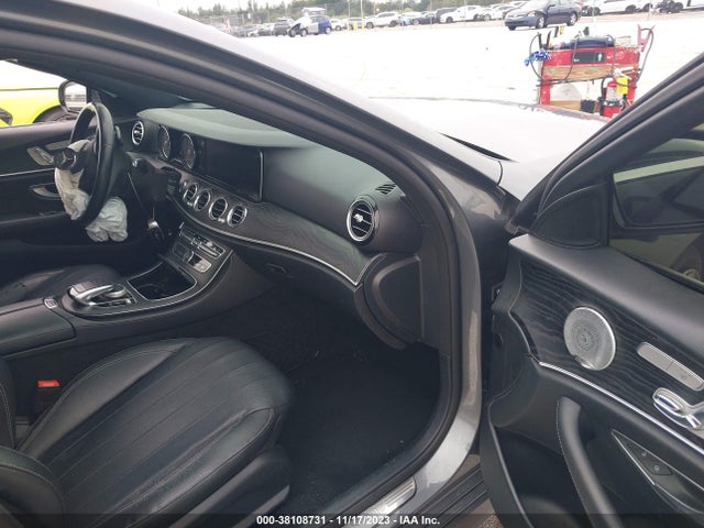 2017 MERCEDES-BENZ E 300 VIN: WDDZF4JB6HA019919