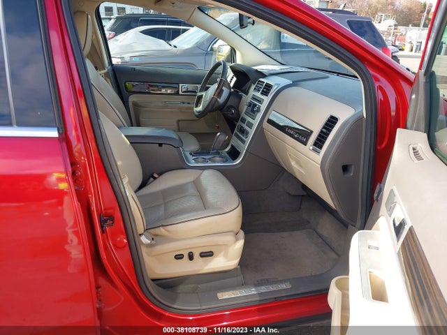 2010 LINCOLN MKX VIN: 2LMDJ6JC8ABJ24253