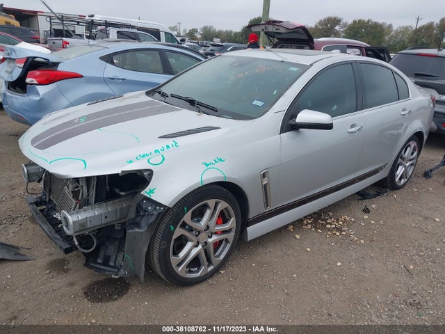 Chevrolet SS 2016 6G3F15RW1GL224286 Image 2