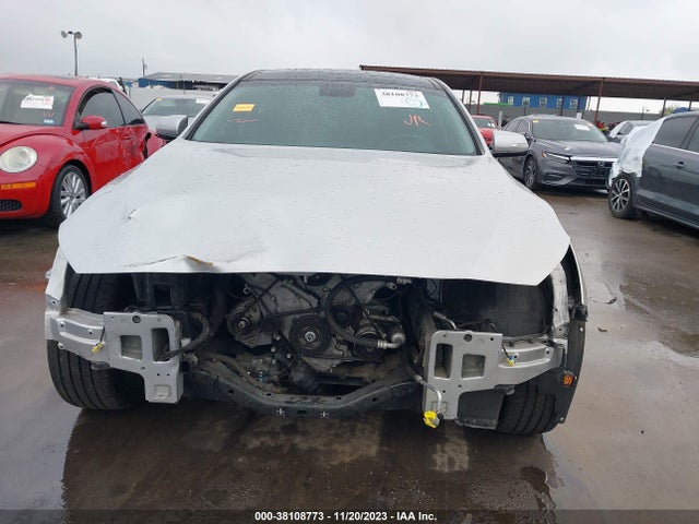 Hyundai Genesis 3.8 2016 KMHGN4JE3GU109455 Image 13