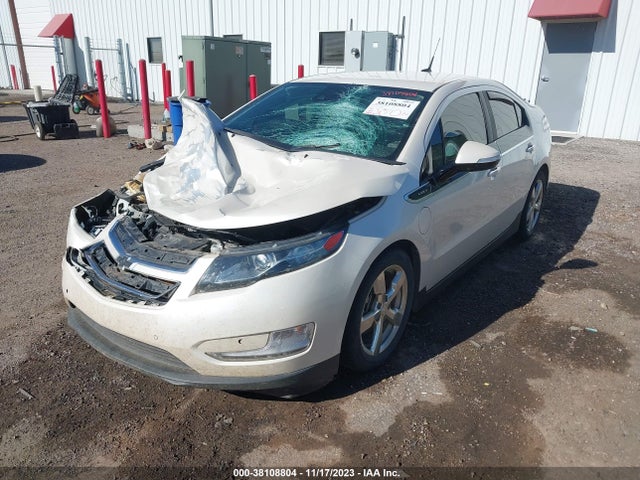Chevrolet Volt 2014 1G1RD6E47EU165689 Image 2