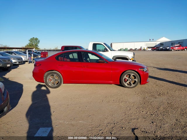 ZARFAEEN7H7562155 Alfa Romeo Giulia Ti Awd