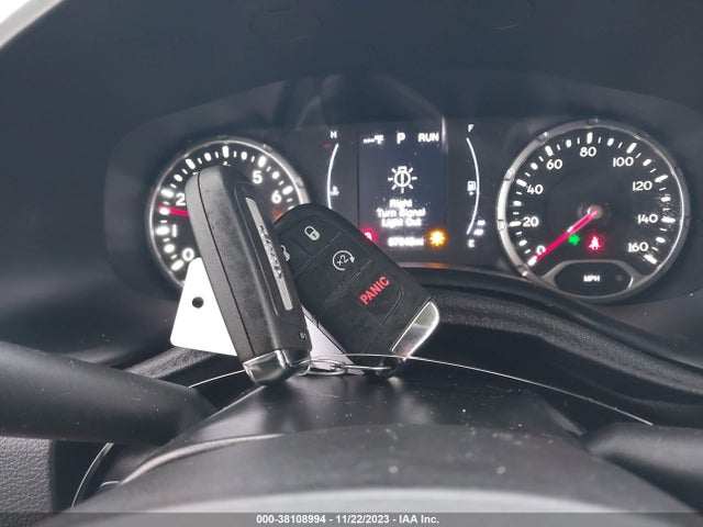 2017 JEEP RENEGADE LATITUDE 4X4 VIN: ZACCJBBB4HPF53132