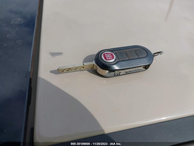 2012 FIAT 500 3C3CFFARXCT206188 Photo 10