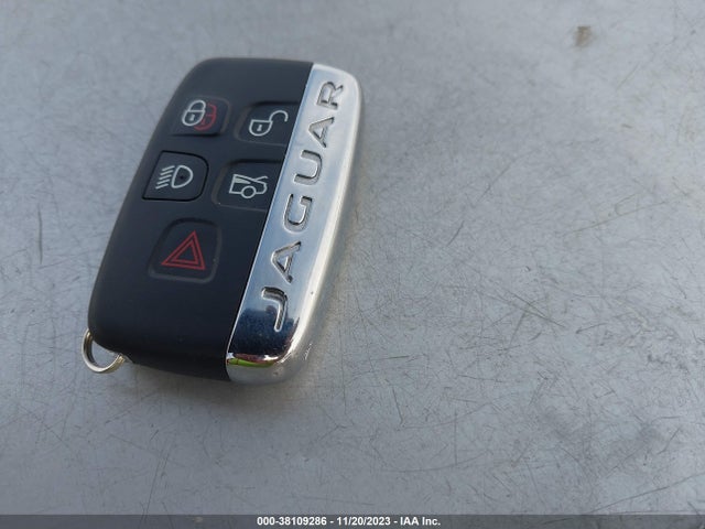 2018 JAGUAR XF SAJBN4EV8JCY54693 Photo 10