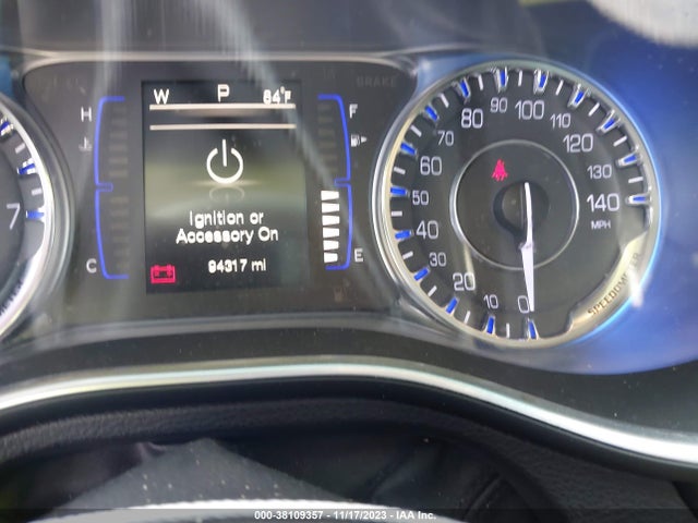 Chrysler 200 Limited 2015 1C3CCCAB0FN715656 Image 7