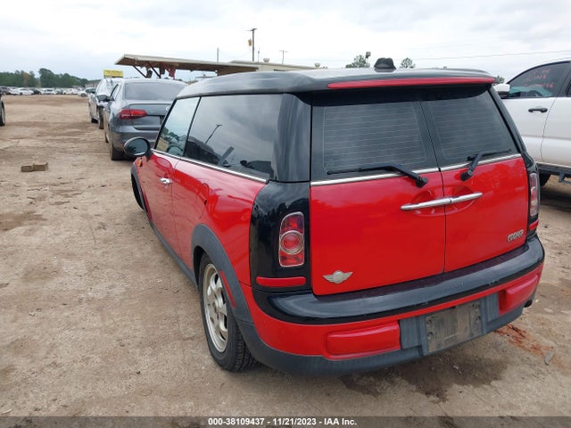 2012 MINI COOPER CLUBMAN WMWZF3C56CT489244 Photo 2