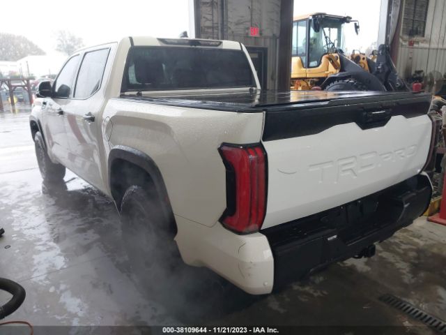 2022 TOYOTA TUNDRA HYBRID 5TFPC5DB0NX009505 Photo 2