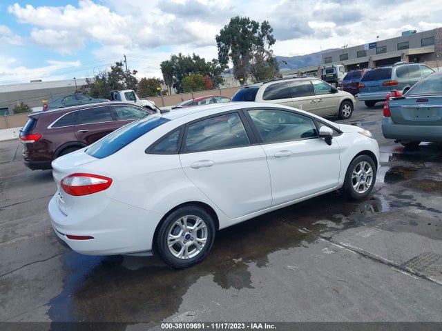 Ford FIESTA SE 2015 3FADP4BJ8FM205331 Image 4