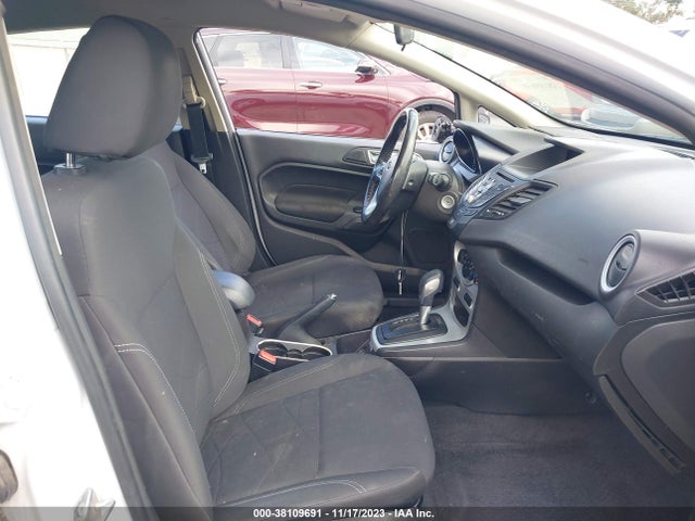 Ford FIESTA SE 2015 3FADP4BJ8FM205331 Image 5