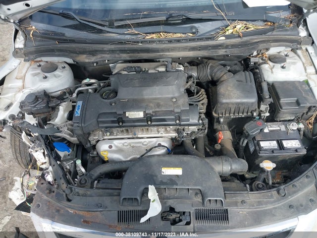 2012 HYUNDAI ELANTRA TOURING GLS VIN: KMHDC8AEXCU137067