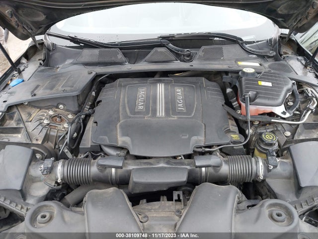 2012 JAGUAR XJ SAJWA2GB5CLV23495 Photo 9