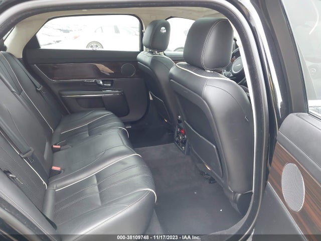 2012 JAGUAR XJ SAJWA2GB5CLV23495 Photo 7