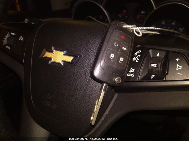 2015 CHEVROLET CRUZE 1LT AUTO VIN: 1G1PC5SB2F7143901