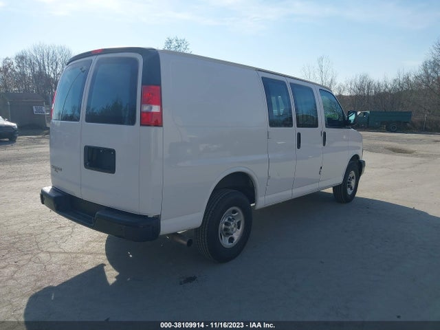 Chevrolet Express Cargo Rwd 2500 Regular 2021 1GCWGAFP9M1152990 Image 4