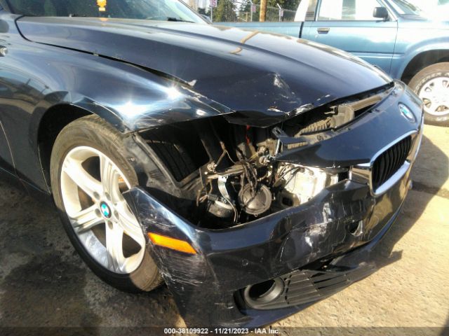 WBA3C1C52FK121866 BMW 3 Series 328i