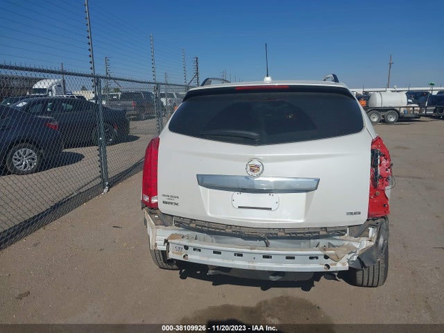 2015 CADILLAC SRX LUXURY COLLECTION VIN: 3GYFNBE3XFS578807