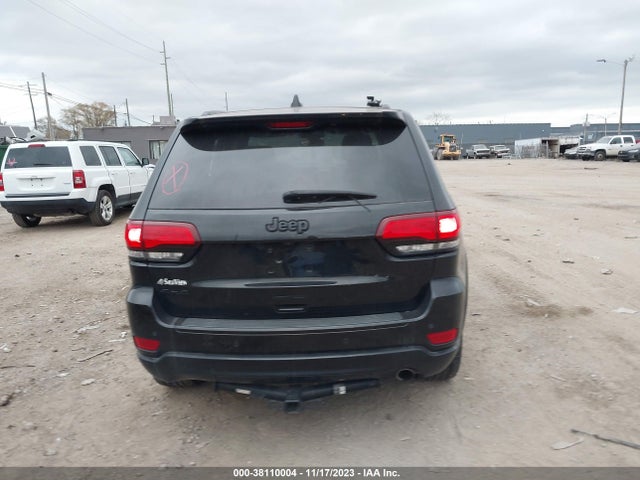 38110004 :رقم المزاد ، 1C4RJFAGXJC286667 vin ، 2018 Jeep Grand Cherokee Altitude 4x4 مزاد بيع