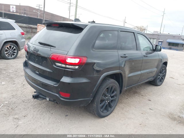 38110004 :رقم المزاد ، 1C4RJFAGXJC286667 vin ، 2018 Jeep Grand Cherokee Altitude 4x4 مزاد بيع