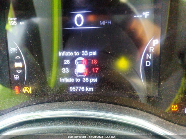 38110004 :رقم المزاد ، 1C4RJFAGXJC286667 vin ، 2018 Jeep Grand Cherokee Altitude 4x4 مزاد بيع