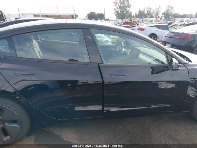 Tesla Model 3 Rear-wheel Drive 2023 5YJ3E1EA6PF567363 Image 13