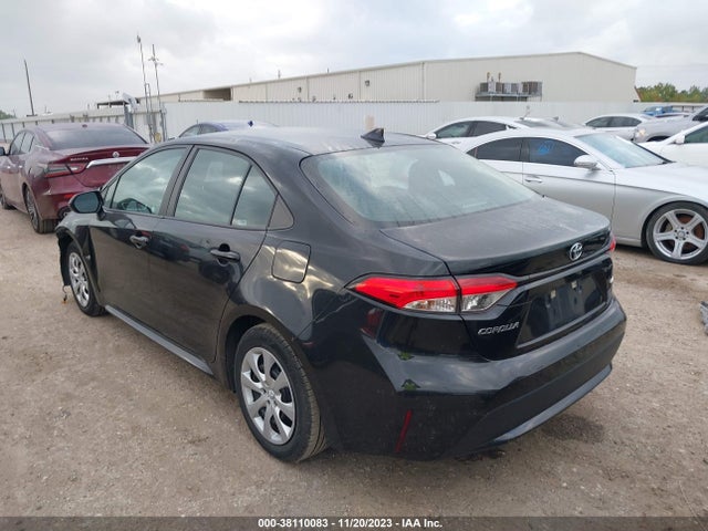 Toyota COROLLA LE 2021 5YFEPMAEXMP242132 Image 3