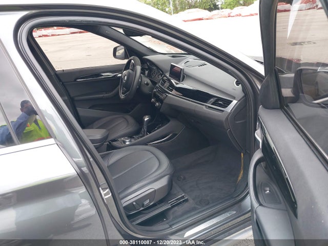 BMW X1 Xdrive28i 2016 WBXHT3C34G5E53073 Image 5