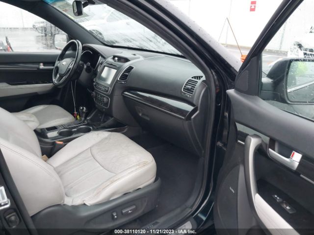 5XYKWDA74FG625403 KIA Sorento Limited V6