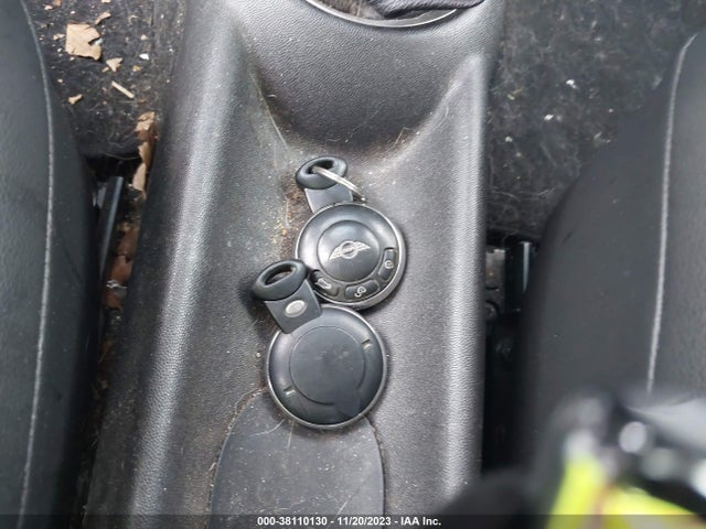 2013 MINI CONVERTIBLE WMWZP3C50DT297400 Photo 10
