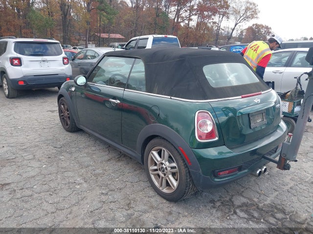 2013 MINI CONVERTIBLE WMWZP3C50DT297400 Photo 2