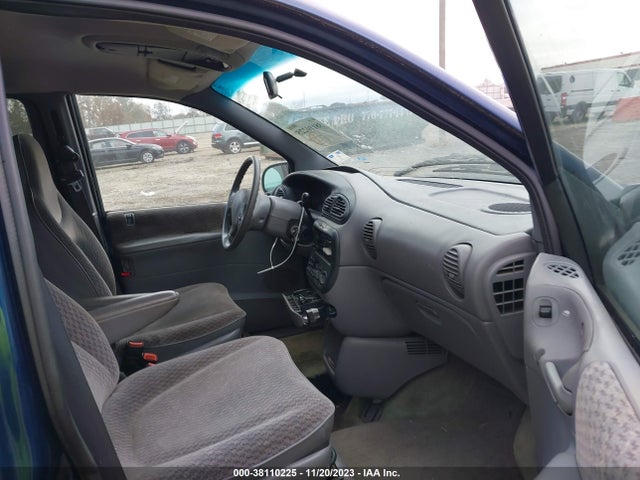 2000 PLYMOUTH VOYAGER GRAND SE VIN: 2P4GP44G1YR613654