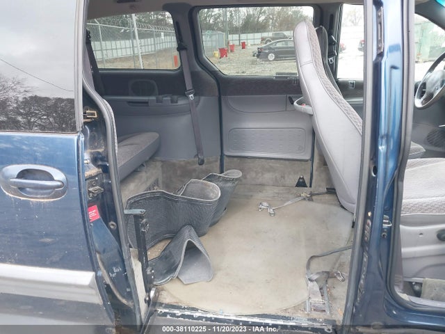 2000 PLYMOUTH VOYAGER GRAND SE VIN: 2P4GP44G1YR613654