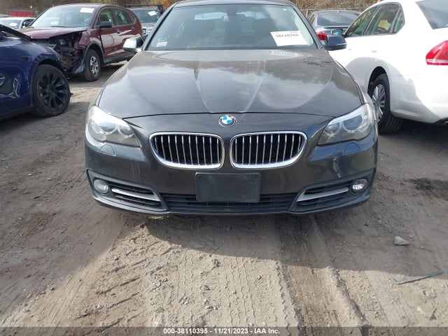 BMW 528i Xdrive 2015 WBA5A7C58FD623190 Image 12