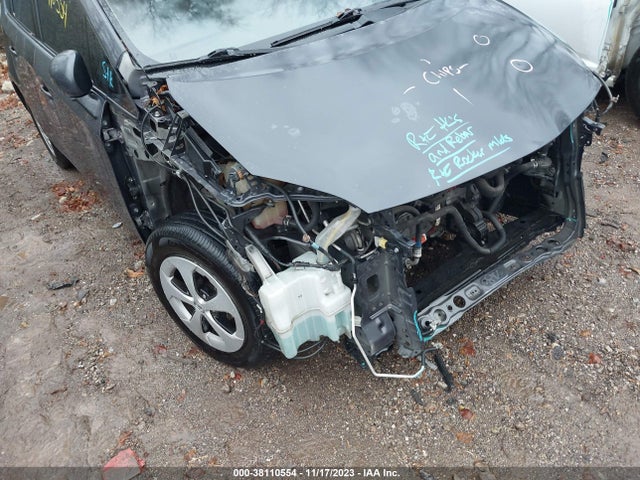 Toyota Prius Two 2015 JTDKN3DU9F1935321 Image 6