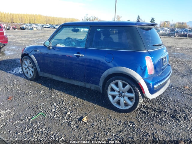 2002 MINI COOPER HARDTOP WMWRC33432TC35461 Photo 2