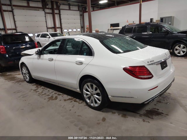 2018 MERCEDES-BENZ E 300 4MATIC VIN: WDDZF4KB8JA360419