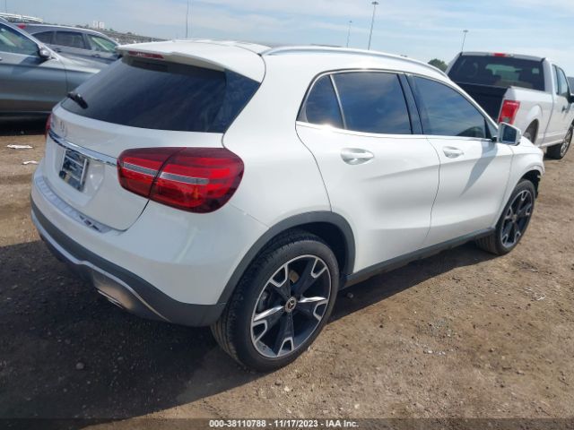 2019 MERCEDES-BENZ GLA 250 WDCTG4EB3KJ576621 Photo 3
