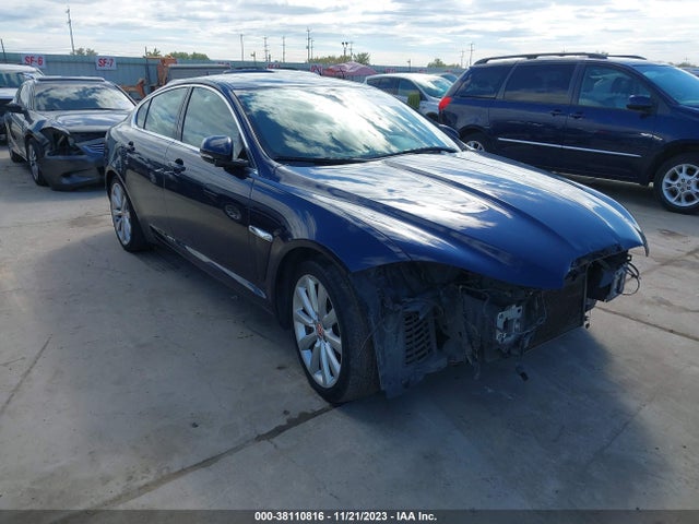 2014 JAGUAR XF SAJWJ0EF4E8U15367 Photo 0