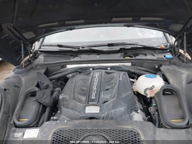 2015 PORSCHE MACAN WP1AB2A52FLB54316 Photo 9