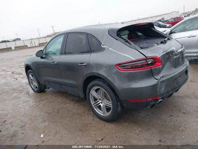 2015 PORSCHE MACAN WP1AB2A52FLB54316 Photo 2