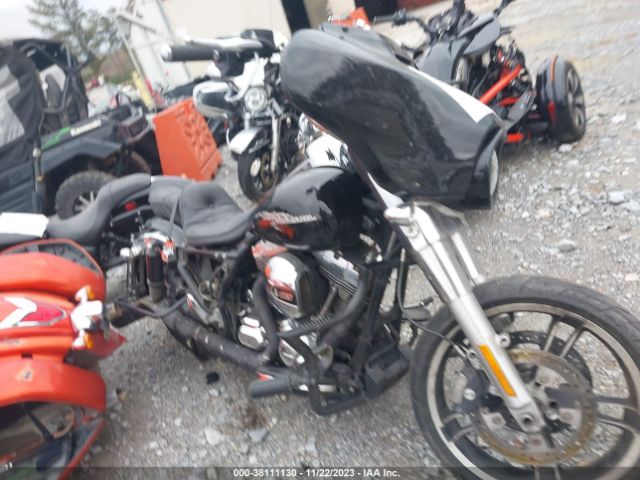 2016 HARLEY-DAVIDSON FLHX 1HD1KBM15GB685090