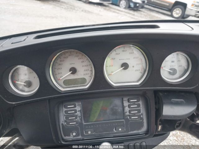 2016 HARLEY-DAVIDSON FLHX 1HD1KBM15GB685090 Photo 6