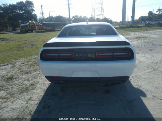 2C3CDZBT9JH219635 Dodge Challenger R/t