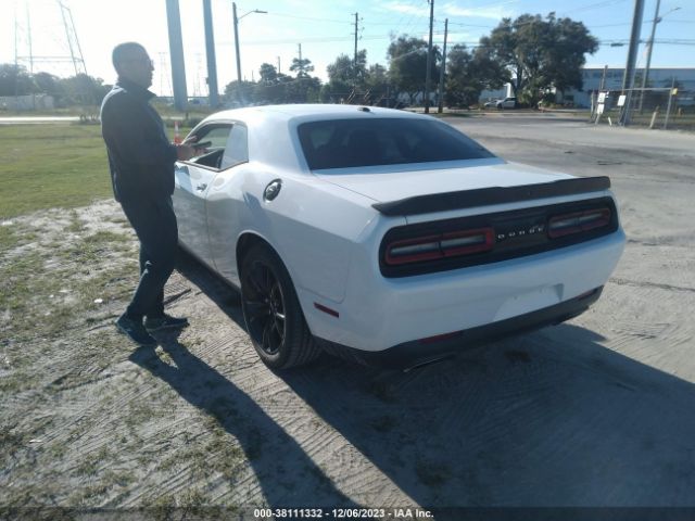 2C3CDZBT9JH219635 Dodge Challenger R/t