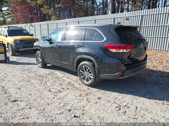 2017 TOYOTA HIGHLANDER XLE VIN: 5TDJZRFHXHS433393