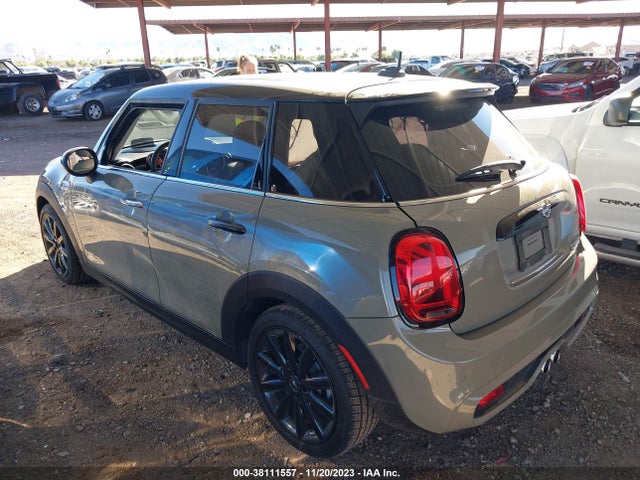 2019 MINI HARDTOP WMWXU3C5XK2H87171 Photo 2