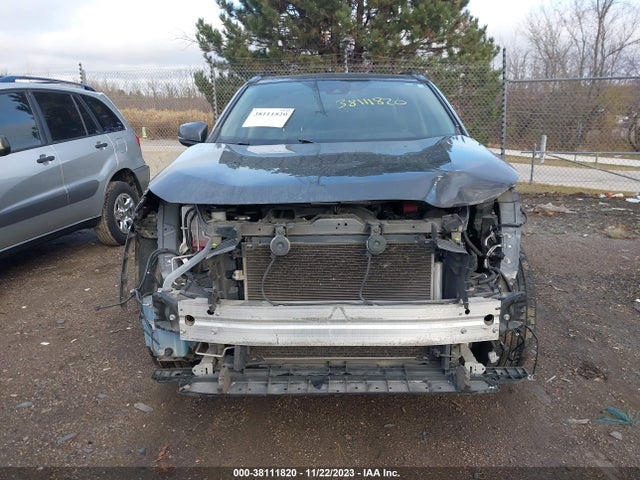 2019 TOYOTA RAV4 XLE VIN: 2T3P1RFV5KW075469